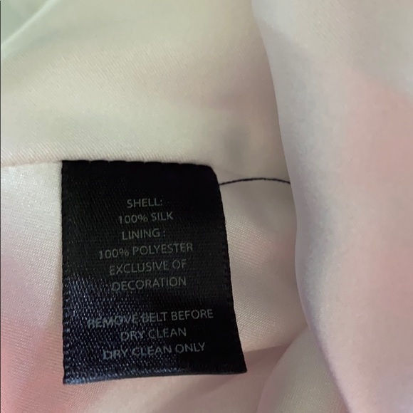 White House Black Market: Strapless dress - Picture 6 of 6